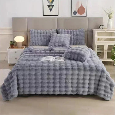 Soft Toscana Rabbit Fur Blanket – Double - Sided Bubble Fleece - InspiredGrabs.com
